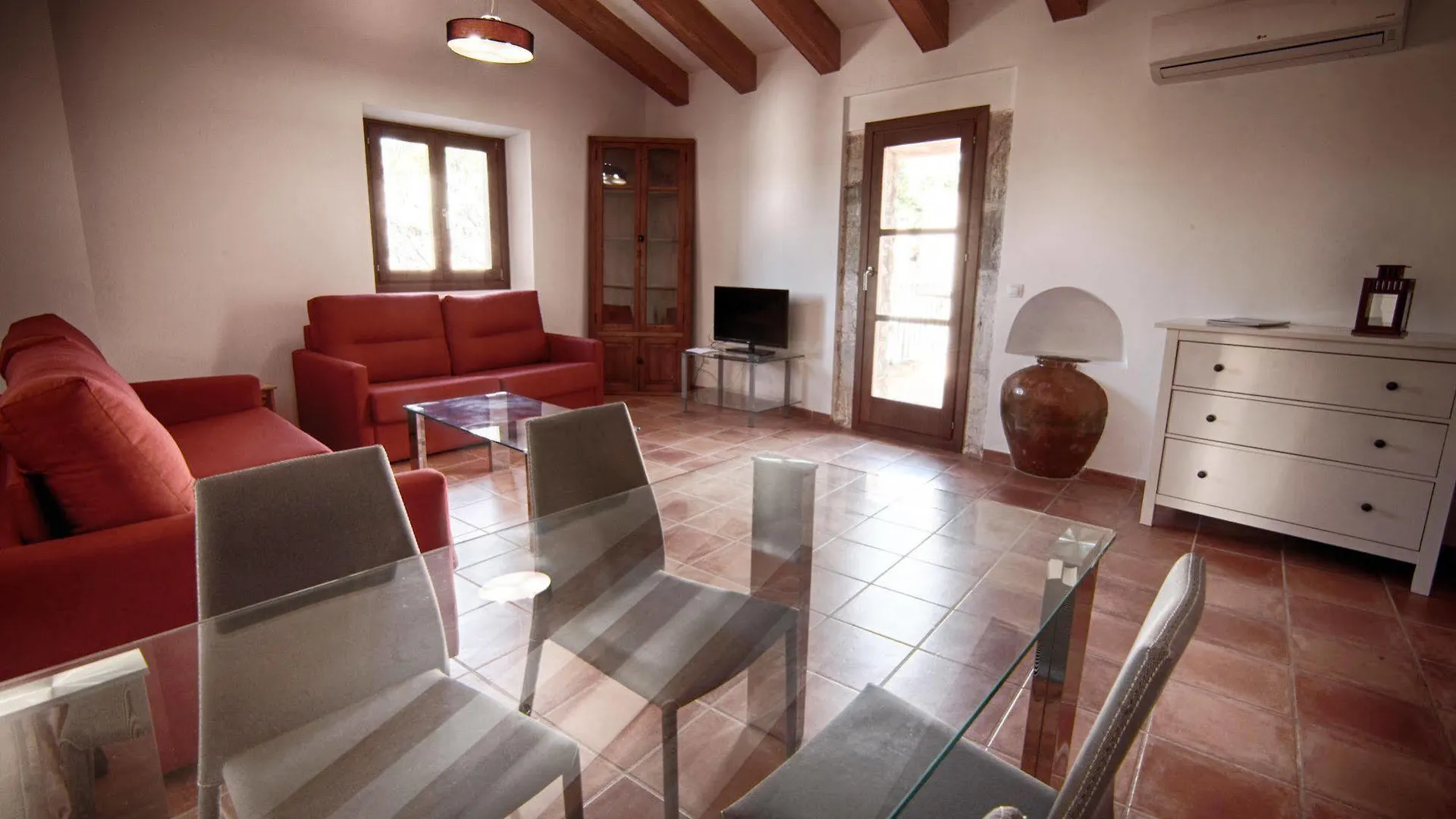 Tramuntana Suites Selva  Nocleg ze śniadaniem Selva (Mallorca)